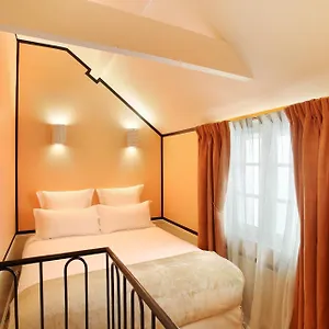  Appartement Le Ferdinand - Le Marais Serviced France